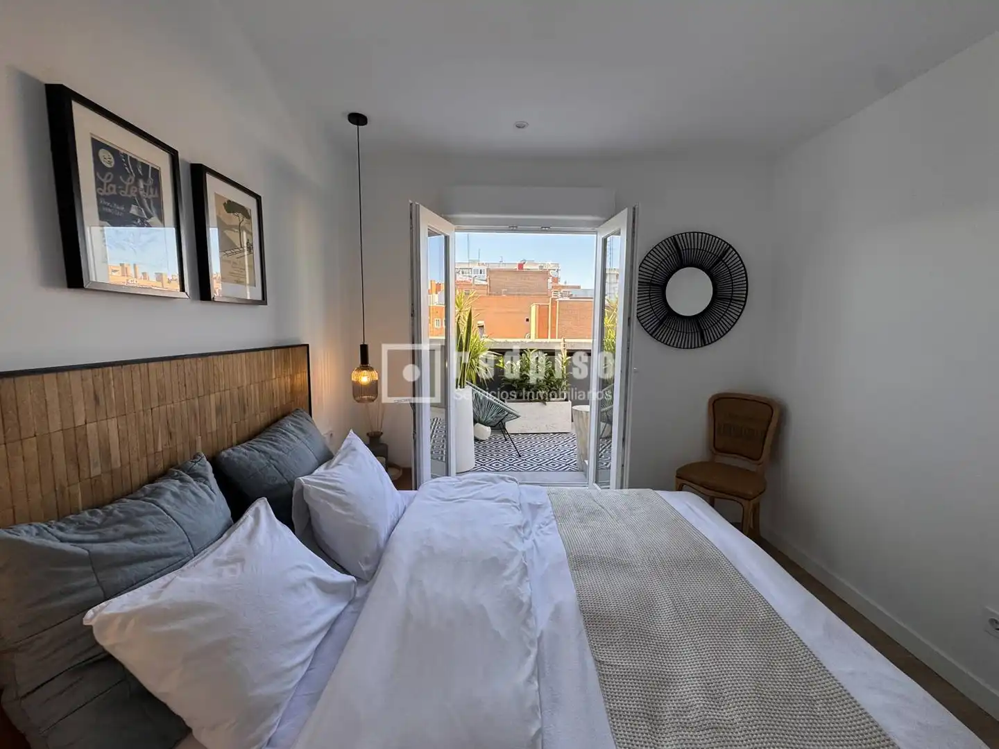 Bedroom of Attic for sale in Madrid  with Air Conditioner, Heating and Terrace