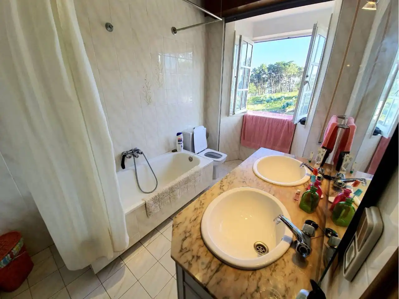 Bathroom of Detached homes for rent in Sanxenxo  with Heating, Private garden and Terrace