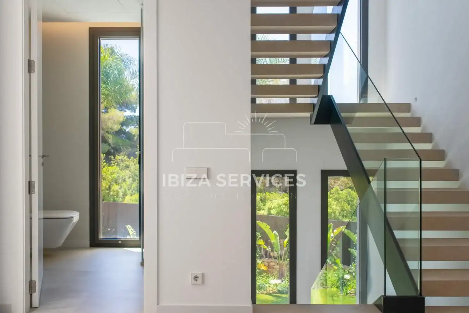 Casa o xalet de lloguer en Santa Eulària des Riu amb Aire condicionat, Jardí privat i Piscina