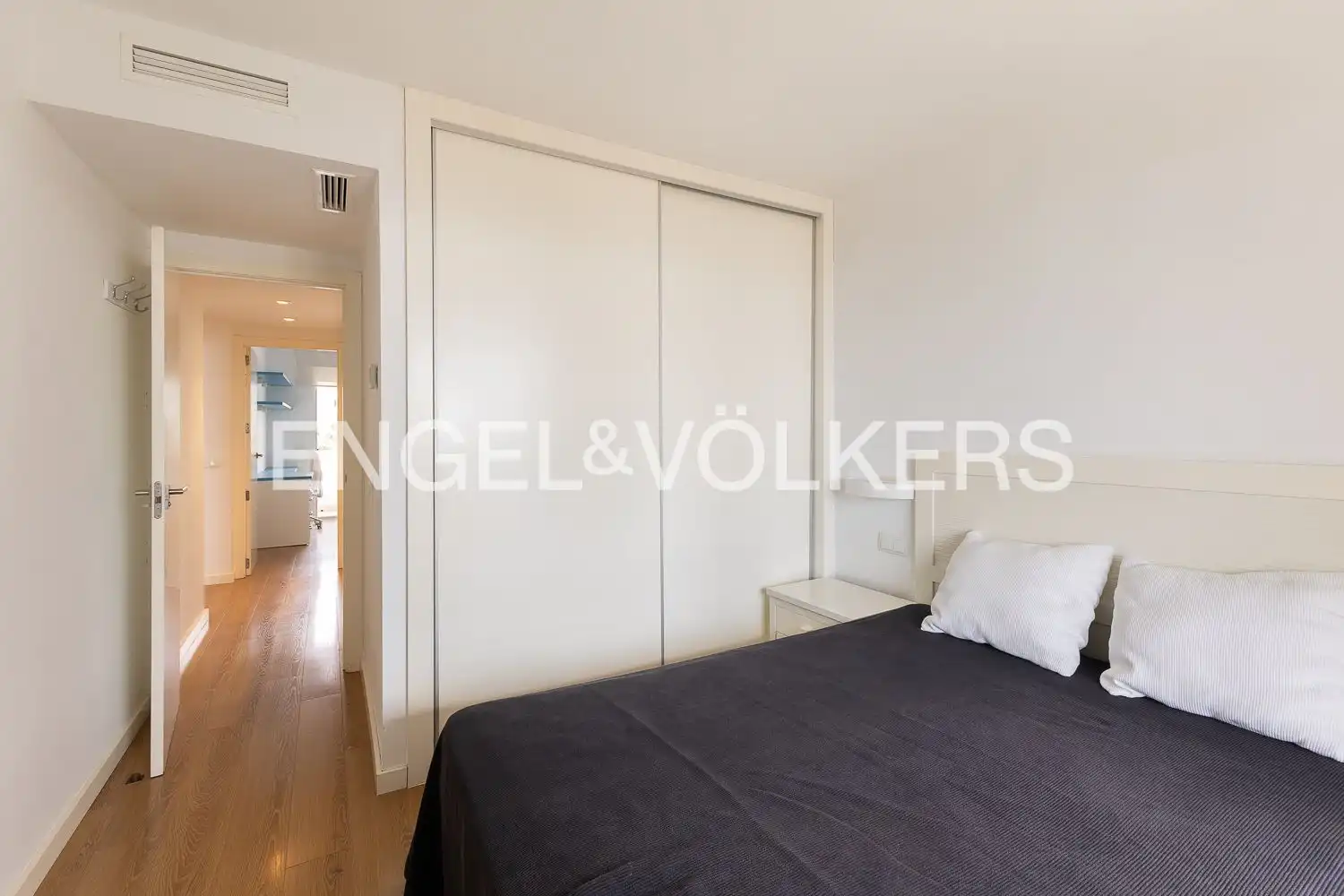 Piso con terraza en alquiler en Avinguda Neptuno, imagen 16