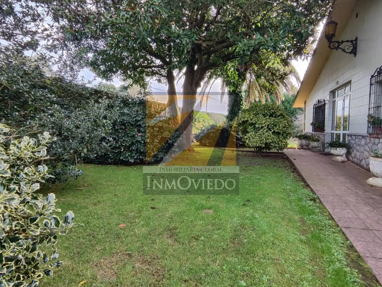 Garden of Houses for sale in Carreño  with Heating, Private garden and Parquet flooring