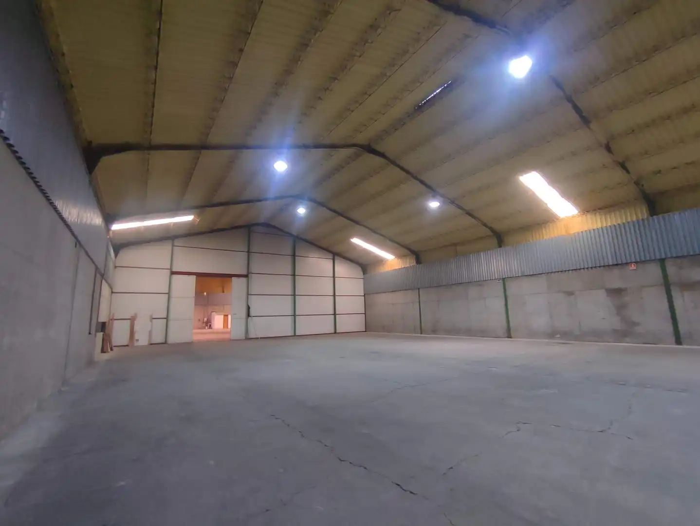 Nau industrial en venda a Medina del Campo