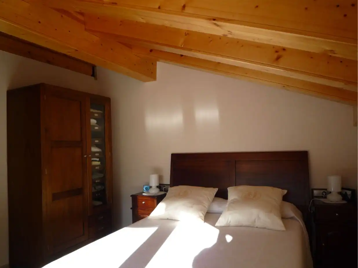 Schlafzimmer von Country house zum Verkauf in Vallcebre mit Heizung, Privatgarten und Möbliert