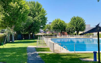 Swimming pool of Flat for sale in Fuenlabrada  with Heating, Swimming Pool and Community pool