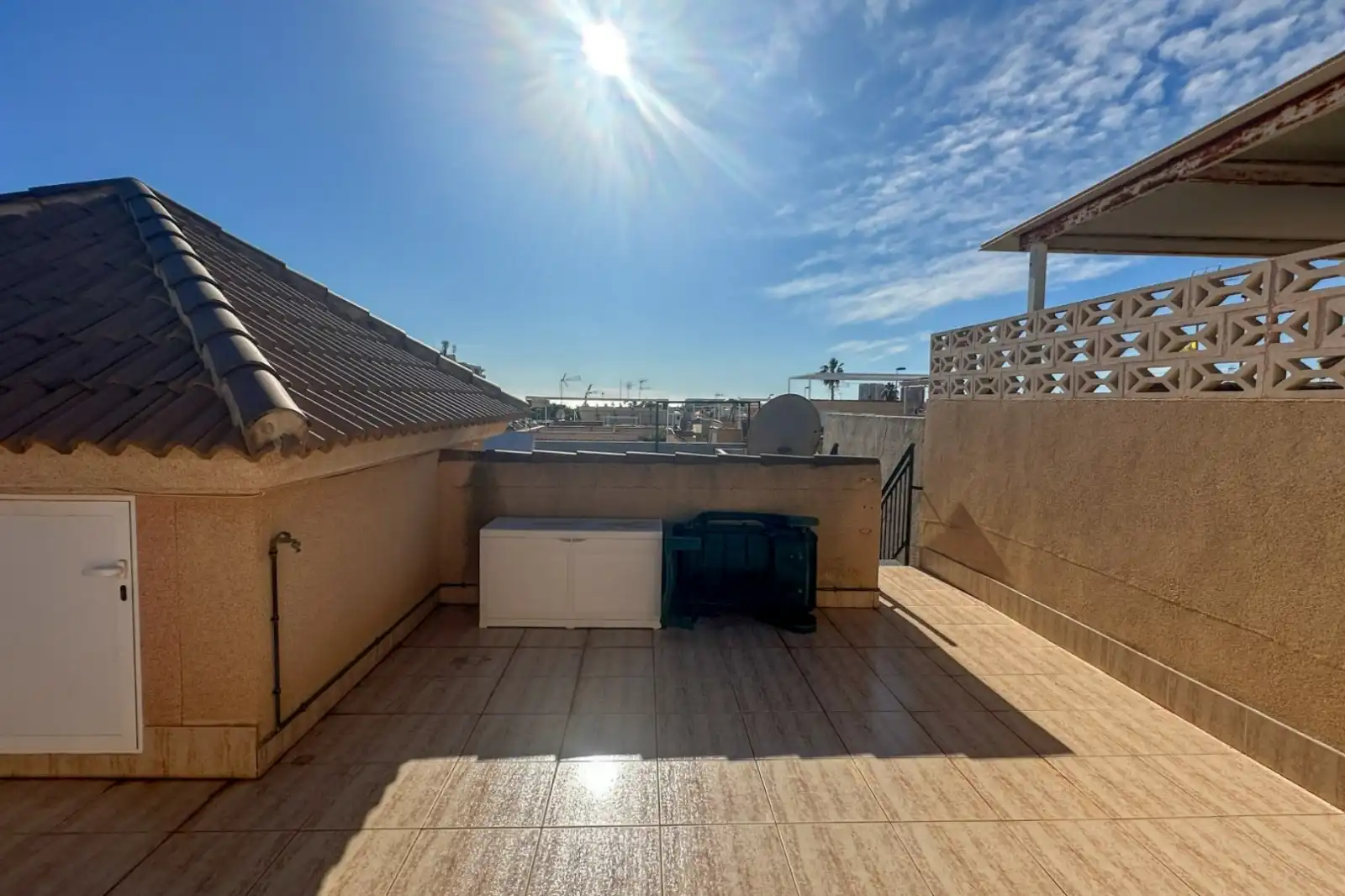 Terrasse von Maisonette zum Verkauf in Torrevieja mit Möbliert