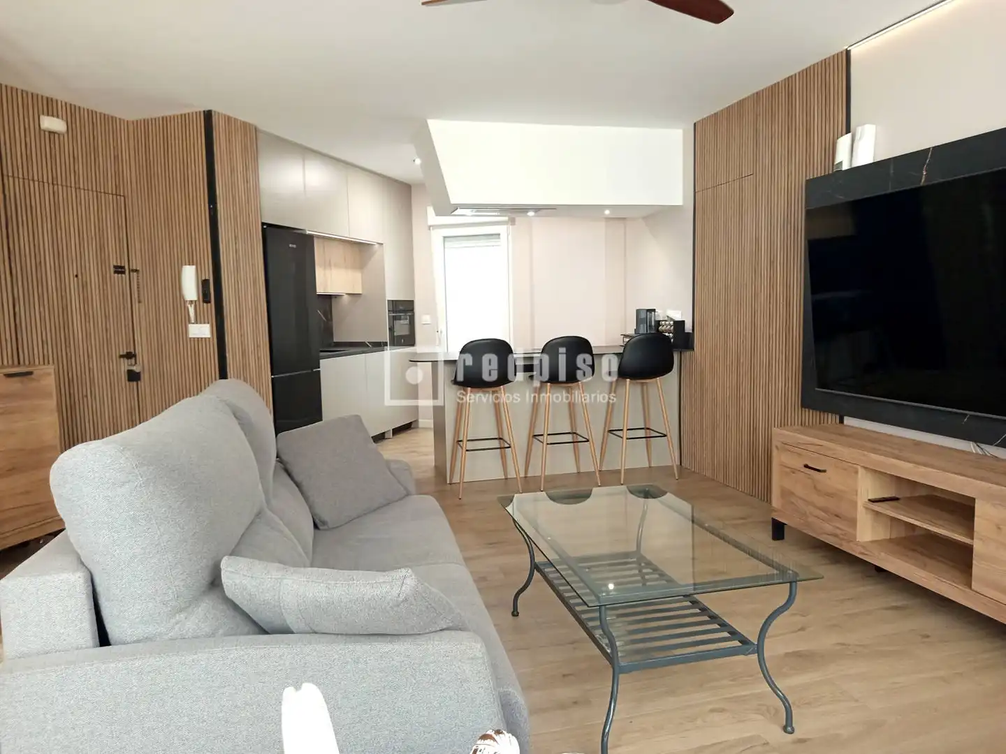 Flat for sale in Alfarería, Triana Casco Antiguo