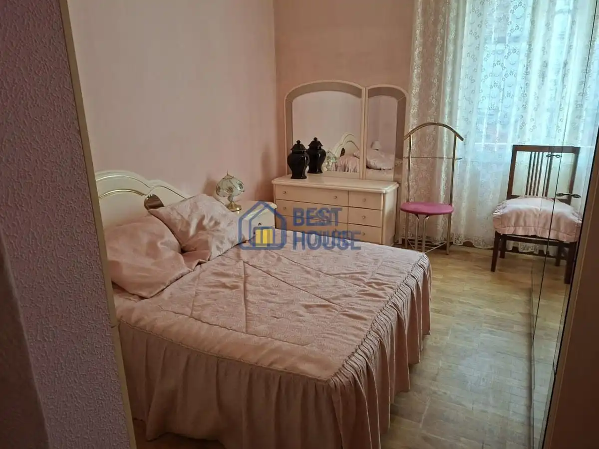 Bedroom of Houses for sale in León Capital   with Heating and Parquet flooring
