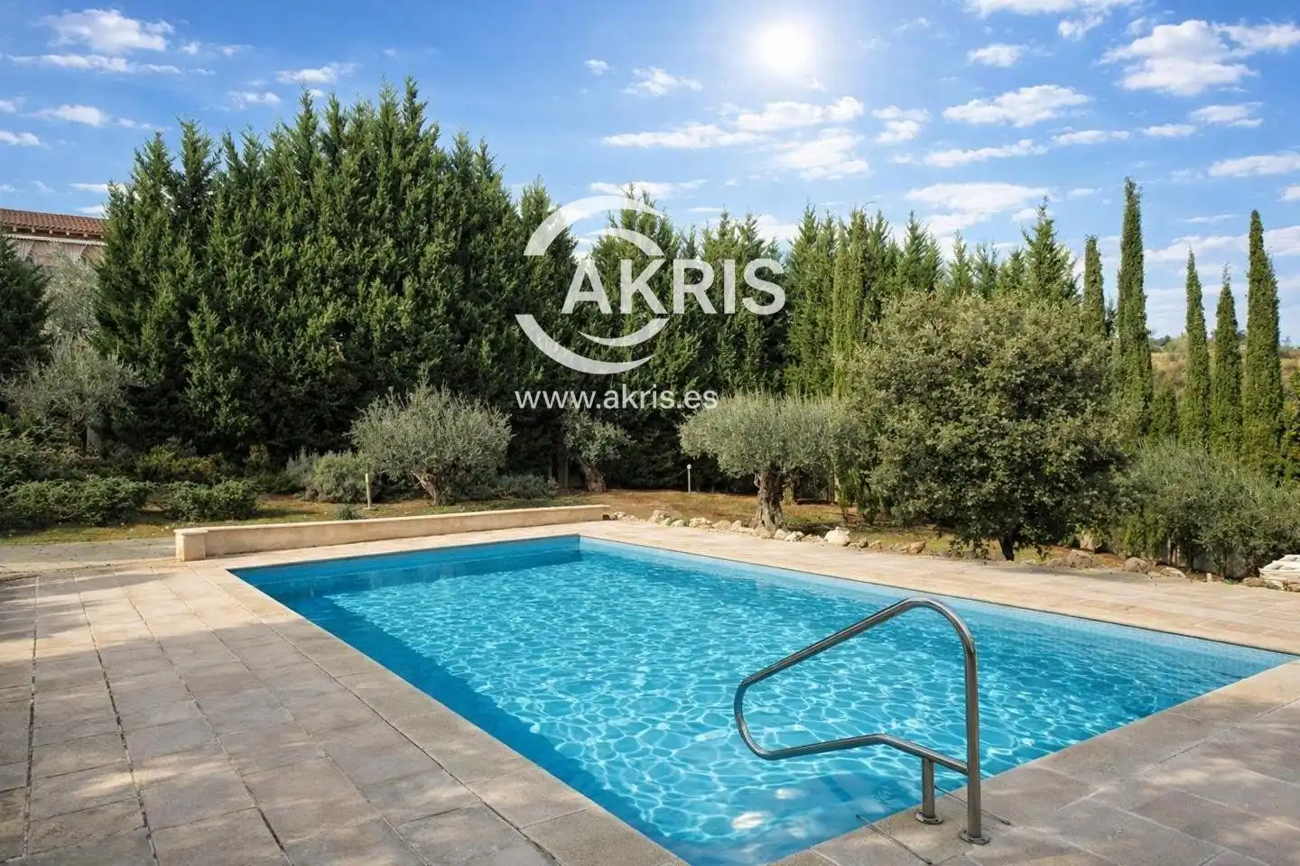 Houses for sale in Calle Monasterio Santa María la Real, Los Cigarrales-La Bastida