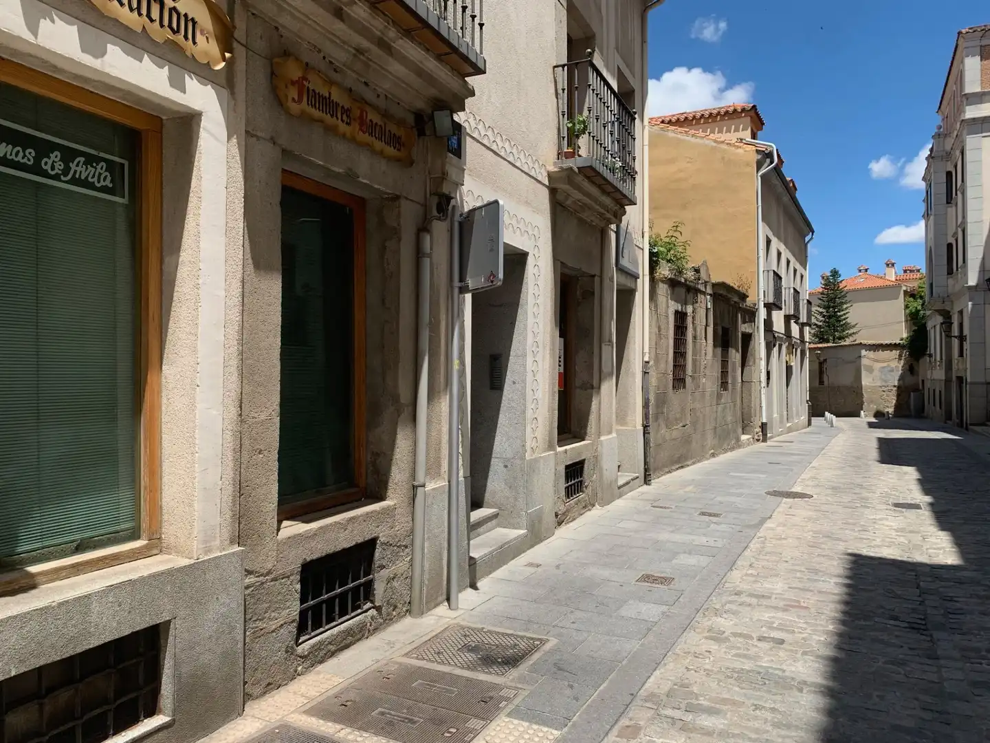 Außenansicht von Geschaftsraum zum Verkauf in Ávila
