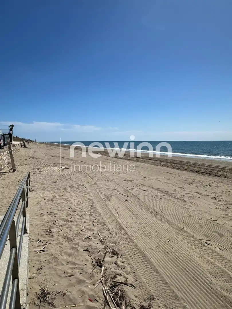 Wohnung zum Verkauf in Marbella mit Klimaanlage, Heizung und Privatgarten