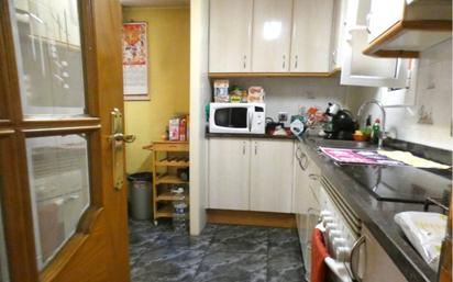 Kitchen of Flat for sale in Sabadell  with Air Conditioner