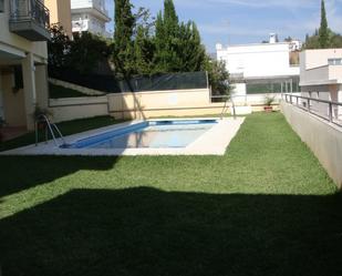 Piscina de Pis en venda en Rincón de la Victoria amb Aire condicionat, Calefacció i Terrassa