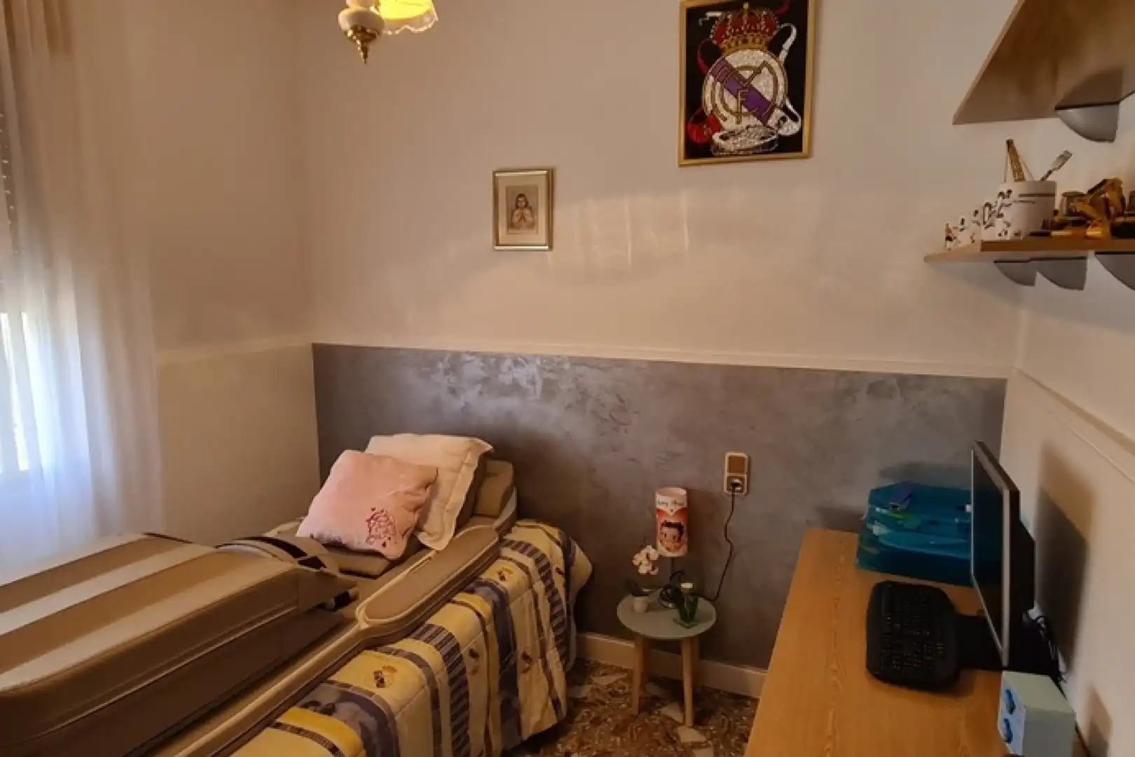 Dormitori de Casa o xalet en venda en Orihuela amb Aire condicionat, Calefacció i Jardí privat