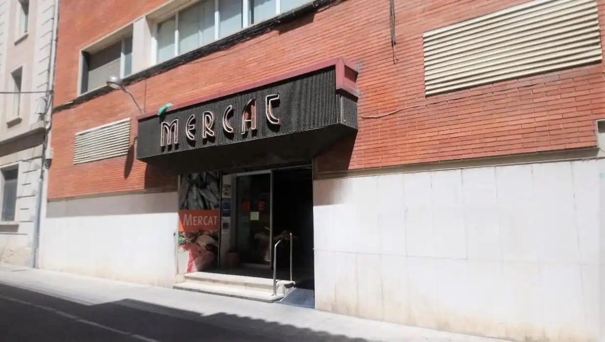 Local en venta en Pi I Margall, Centre