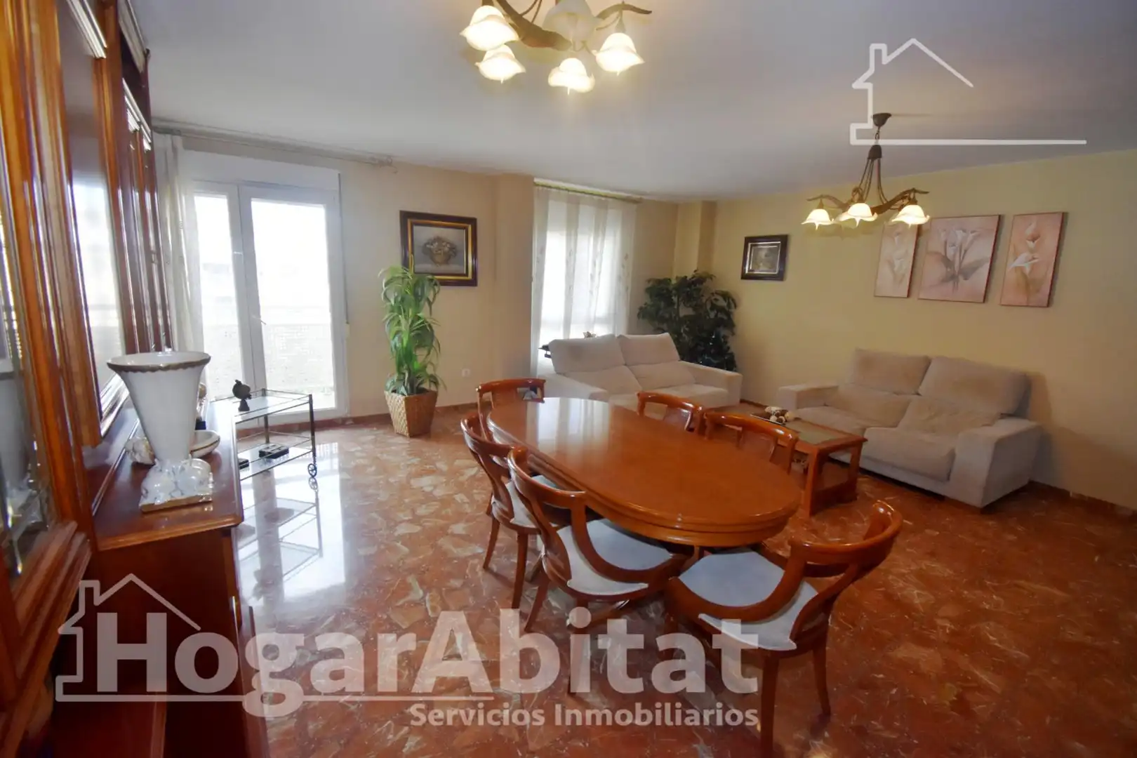 Penthouse with lift for sale in Calle CARINYENA
