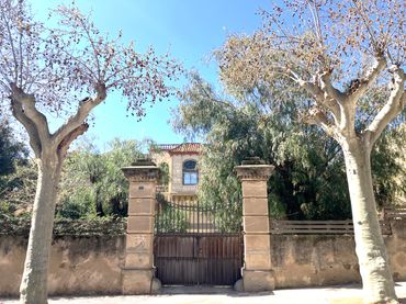 Casa con giardino in vendita a Carrer Josep Puigoriol