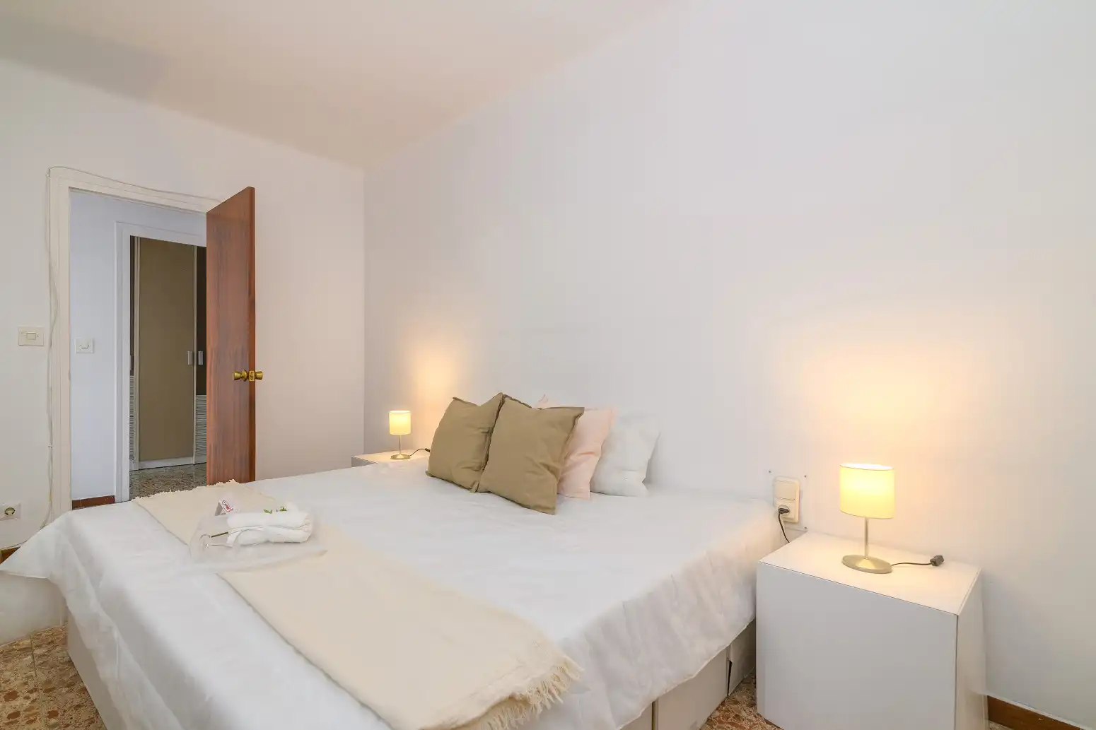 Habitación de Piso en venta en Viladecans con Calefacción, Terraza y Balcón