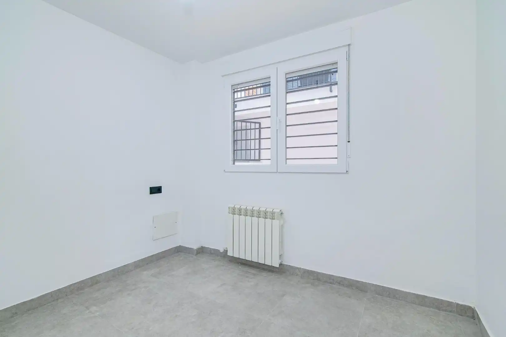 Habitación de Piso en venta en Pinos Genil con Aire acondicionado, Calefacción y Terraza
