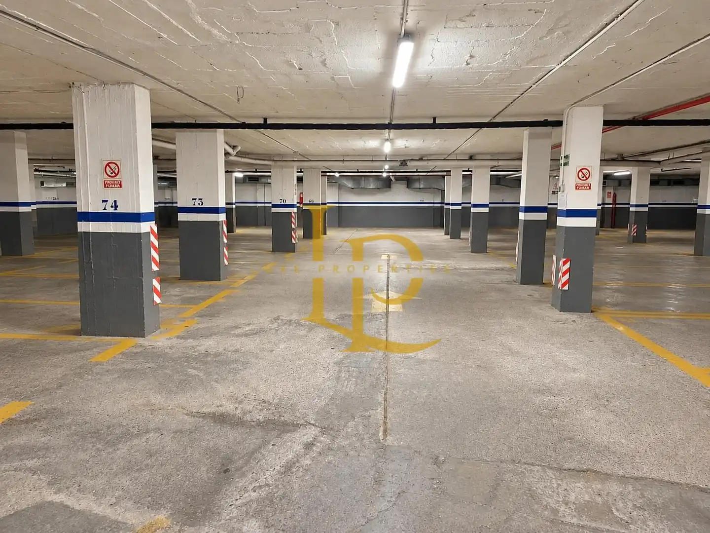 Parking of Flat for sale in Cerdanyola del Vallès  with Air Conditioner, Heating and Oven