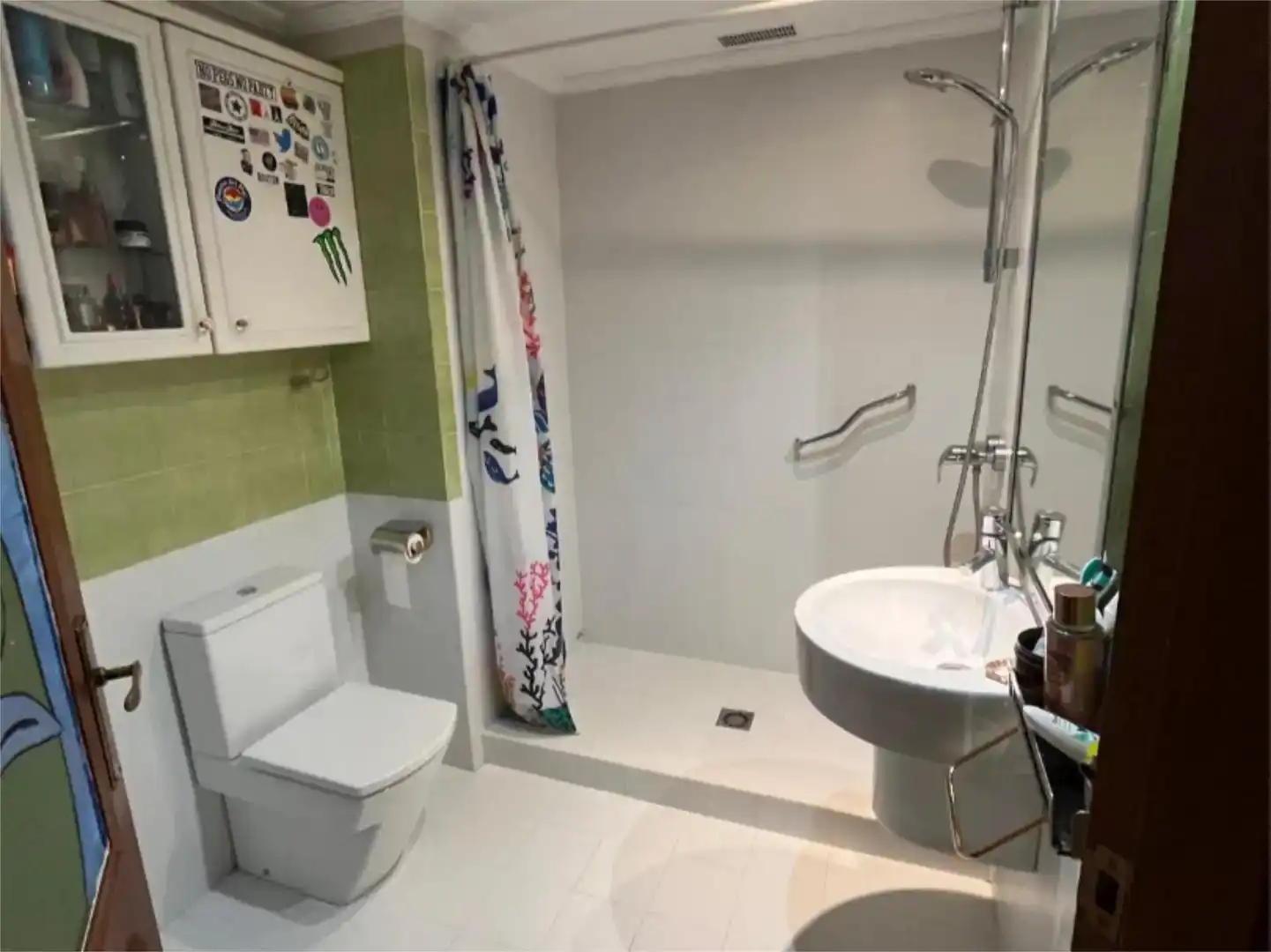 Baño de Piso en venta en  Madrid Capital con Aire acondicionado, Piscina y Balcón