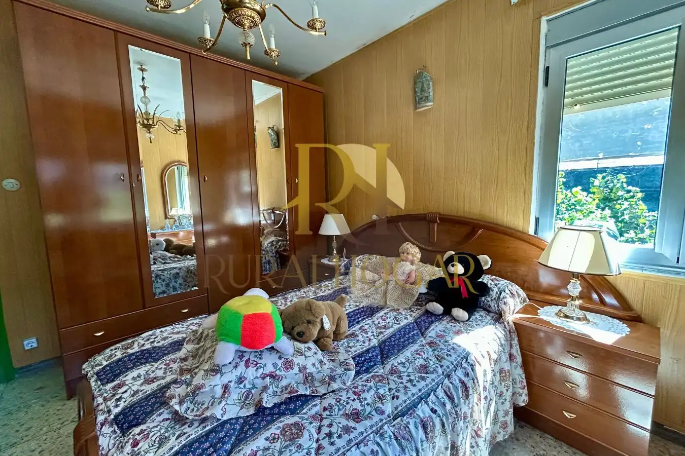 Bedroom of Houses for sale in Cármenes