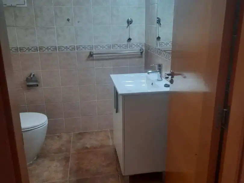 Bathroom of Flat for rent in Mengíbar, Jaén