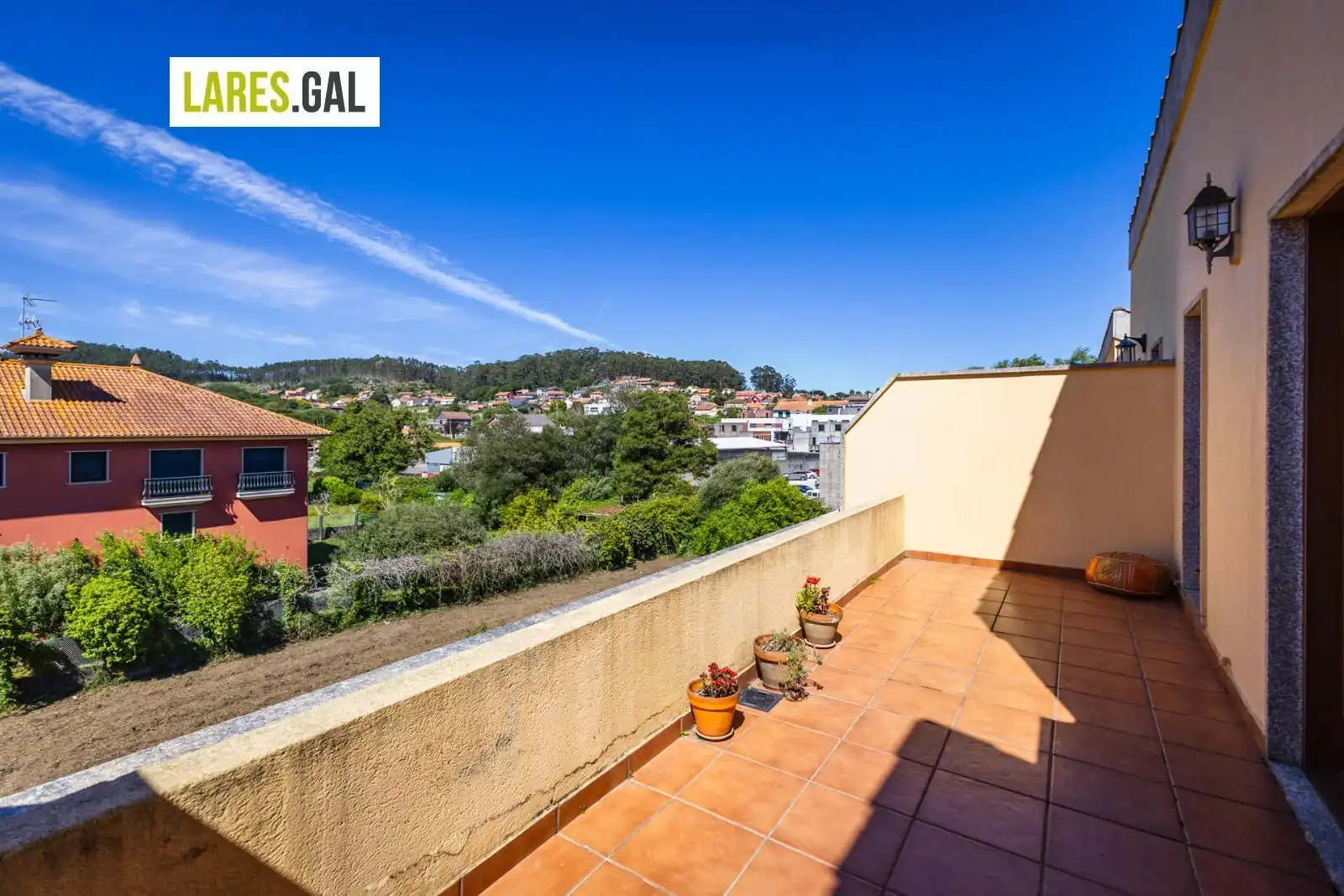 Terrasse von Einfamilien-Reihenhaus zum Verkauf in Cangas  mit Heizung, Terrasse und Abstellraum