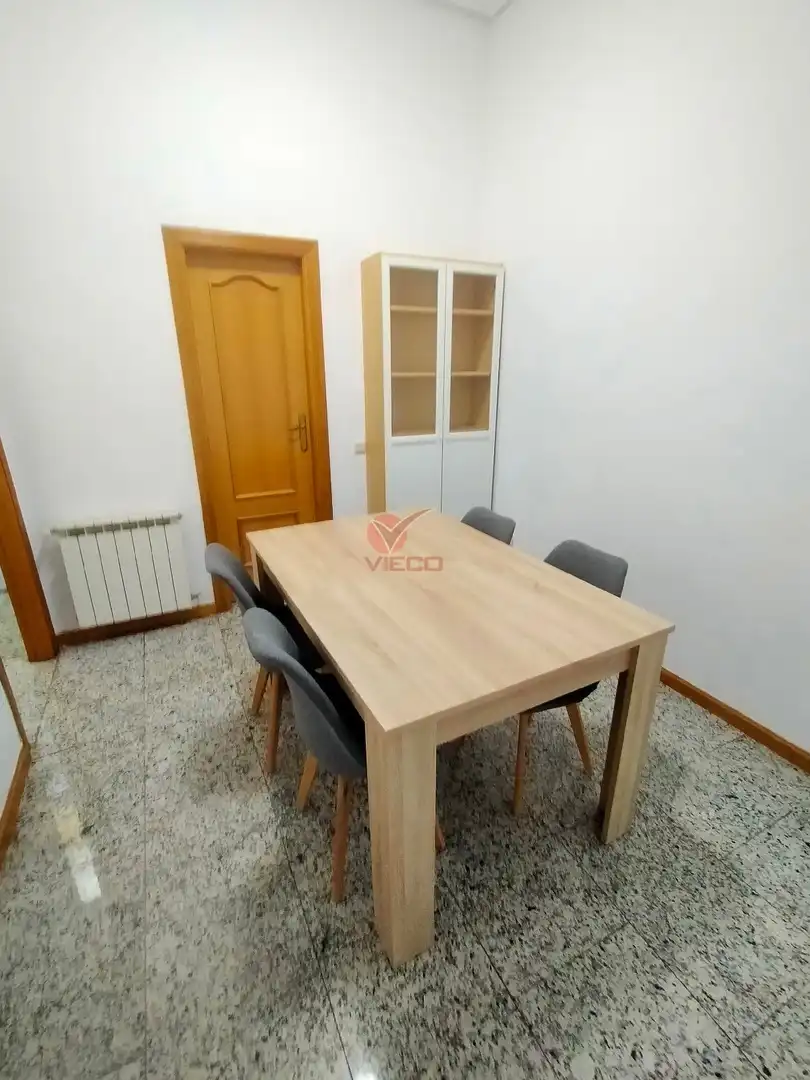 Esszimmer von Wohnung zur Miete in Cuenca mit Heizung, Abstellraum und Möbliert