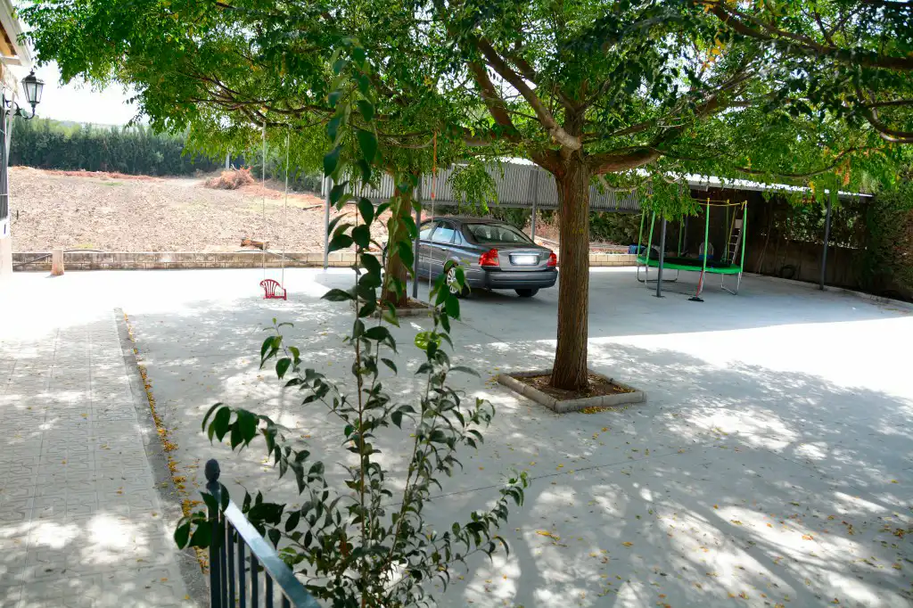 Parking of Country homes for sale in Lucena  with Air Conditioner, Private garden and Swimming Pool