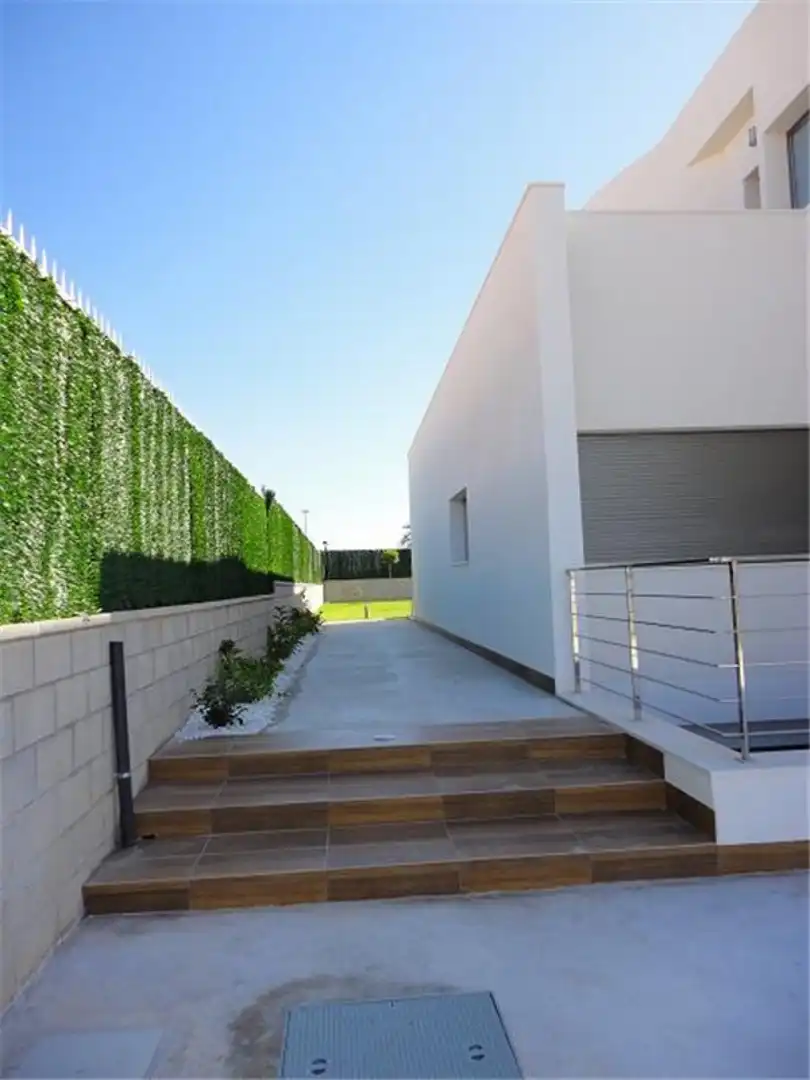 Terrassa de Casa o xalet en venda en Elche / Elx amb Aire condicionat, Calefacció i Jardí privat