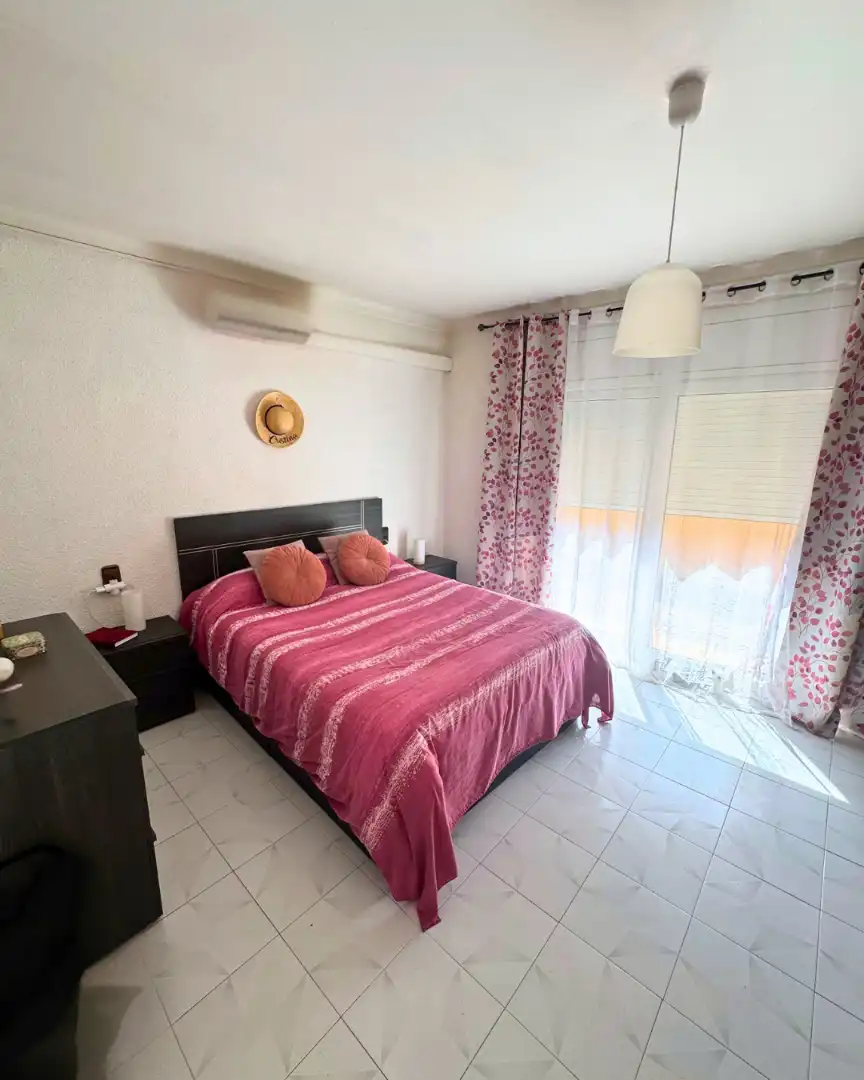 Dormitori de Casa o xalet en venda en Vilajuïga amb Calefacció, Terrassa i Moblat