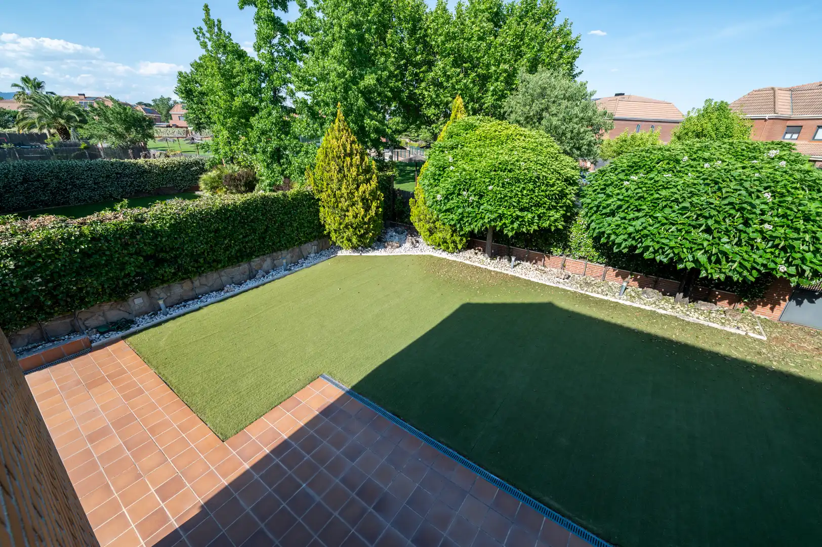 Terrassa de Casa o xalet en venda en Las Rozas de Madrid amb Aire condicionat, Calefacció i Jardí privat
