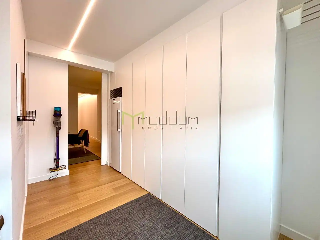 Maisonette zum Verkauf in Santiago de Compostela  mit Heizung, Abstellraum und Möbliert