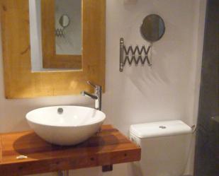 Bathroom of Attic for sale in Esparreguera  with Parquet flooring and Terrace