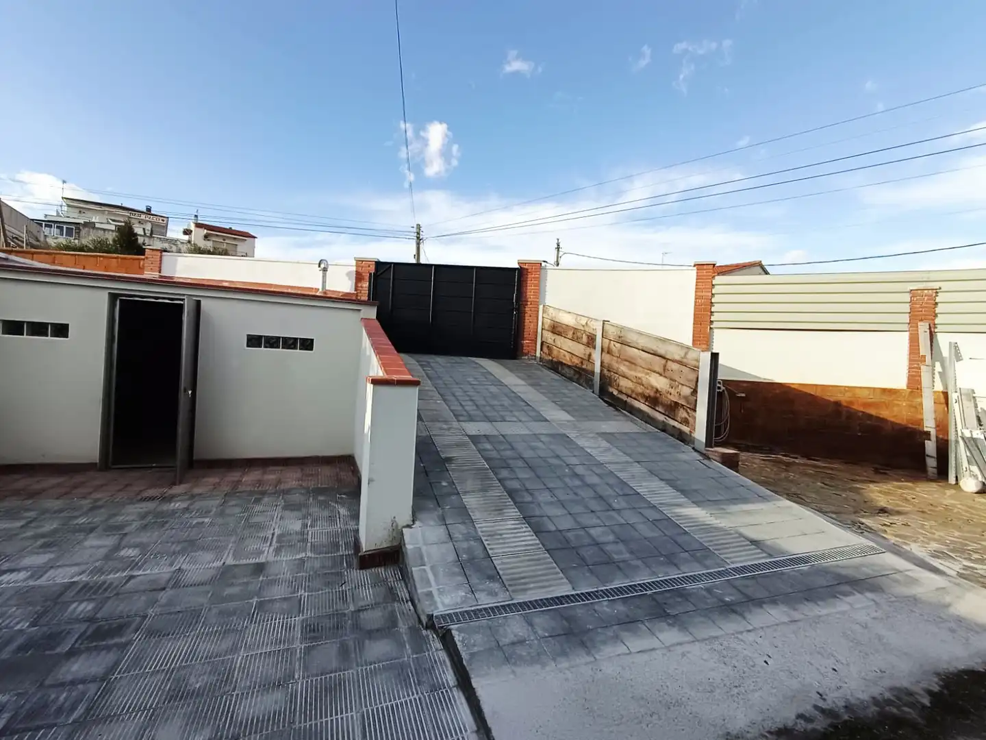 Parking of Houses for sale in Piera  with Air Conditioner, Heating and Private garden