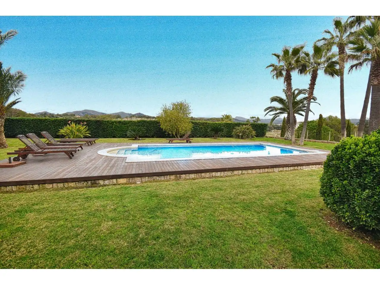 Casa rústica con piscina en venta en Poligono 12 53
