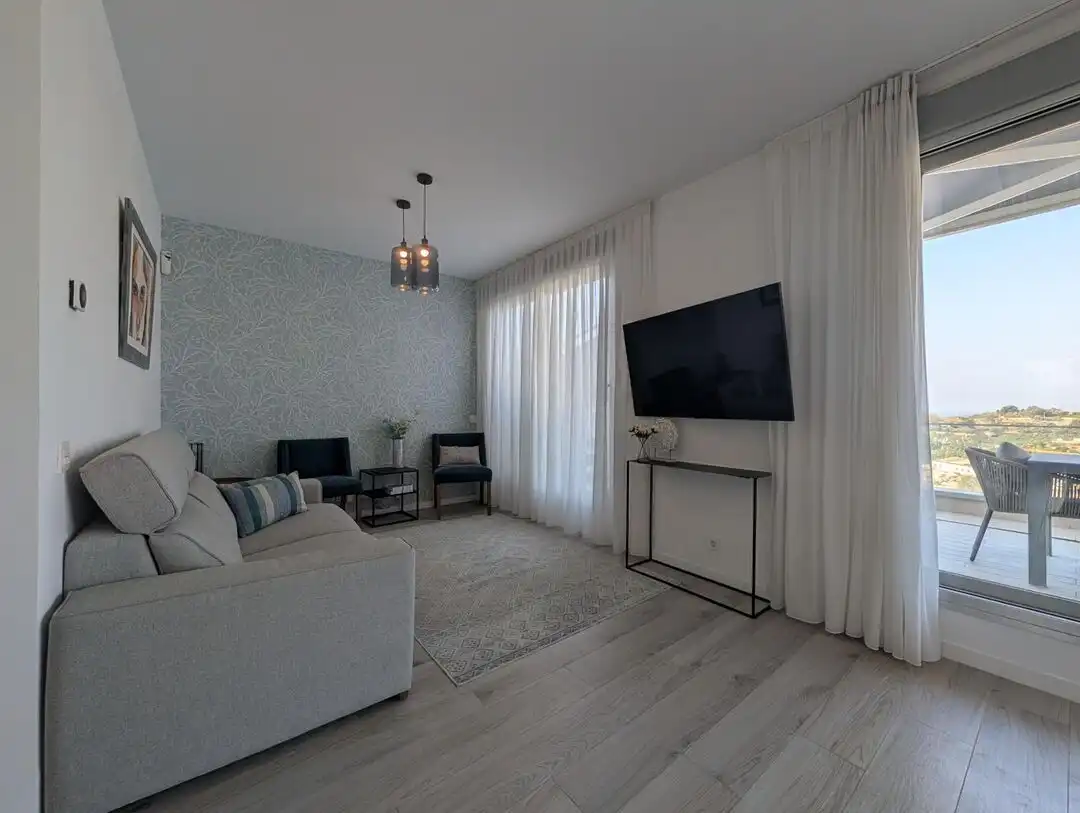 Living room of Attic for rent in Estepona  with Air Conditioner, Heating and Private garden