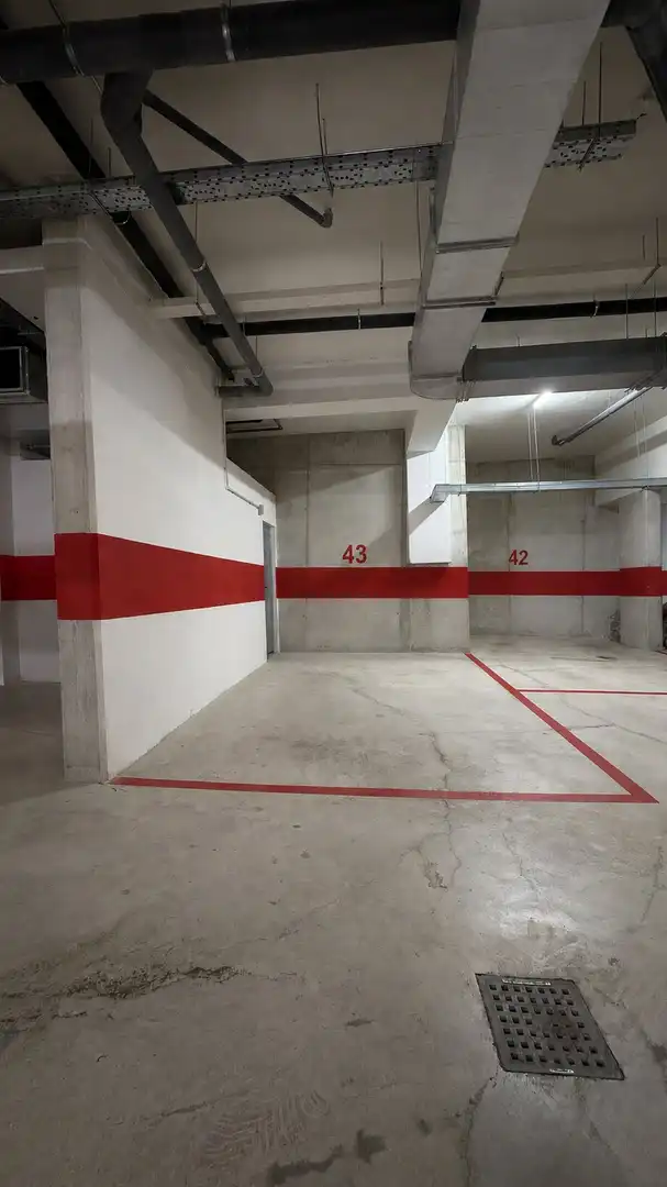 Parking de Ático en venta en Elche / Elx con Aire acondicionado, Calefacción y Jardín privado