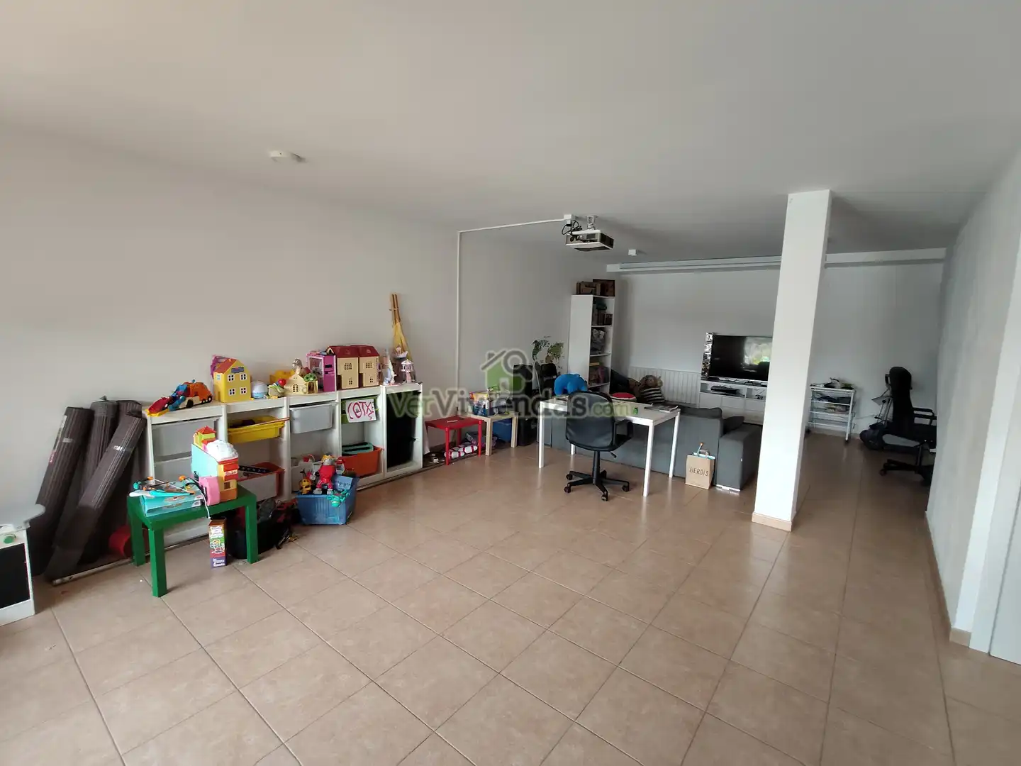 Casa adosada en venda en Castellar del Vallès amb Calefacció, Jardí privat i Terrassa
