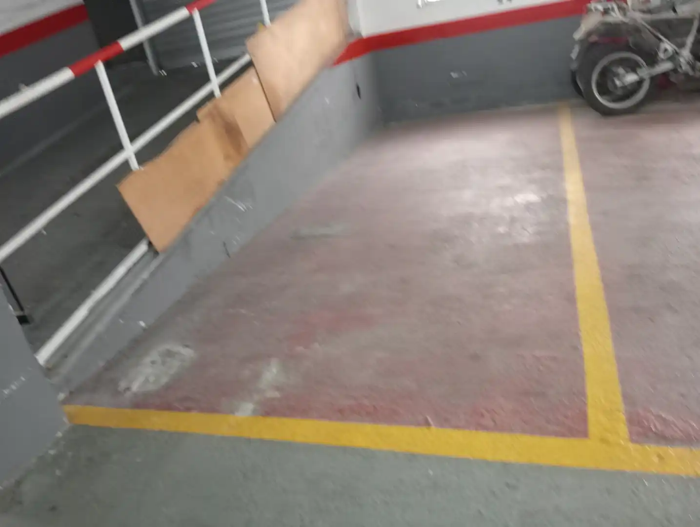 Parking of Garage for sale in Valencia  with Alarm
