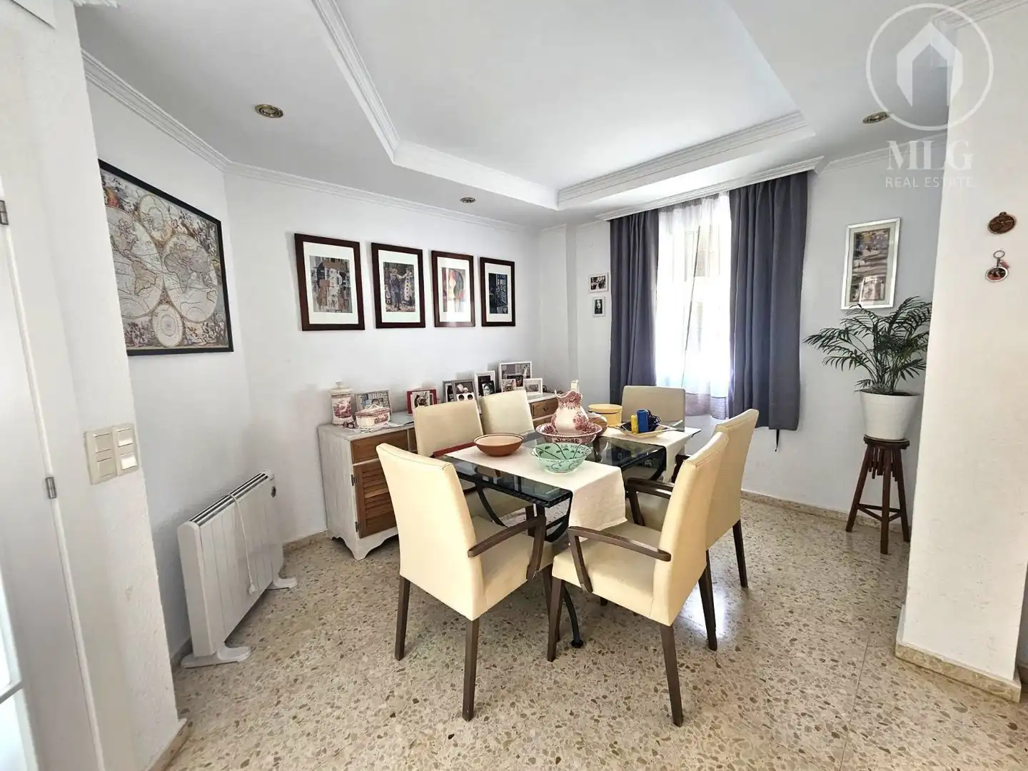 Comedor de Casa adosada en venta en Alhaurín de la Torre con Aire acondicionado y Amueblado