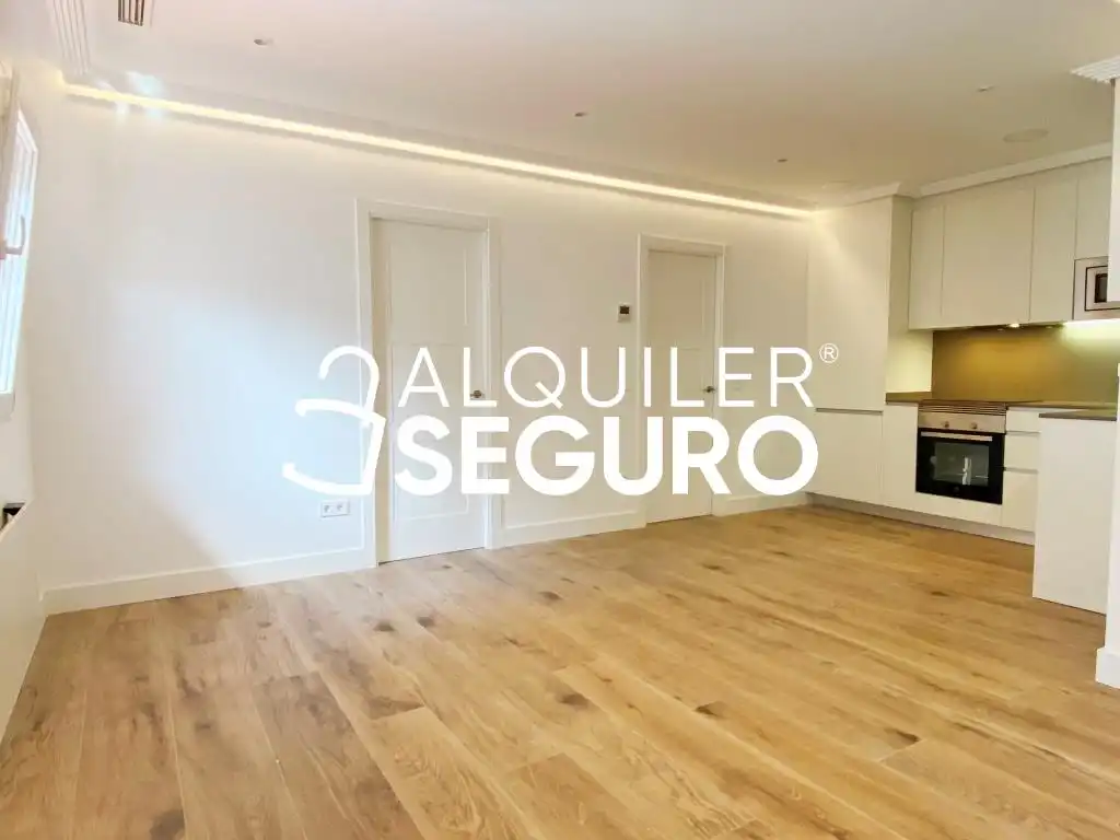 Flat for rent in Madrid  with Air Conditioner, Heating and Terrace