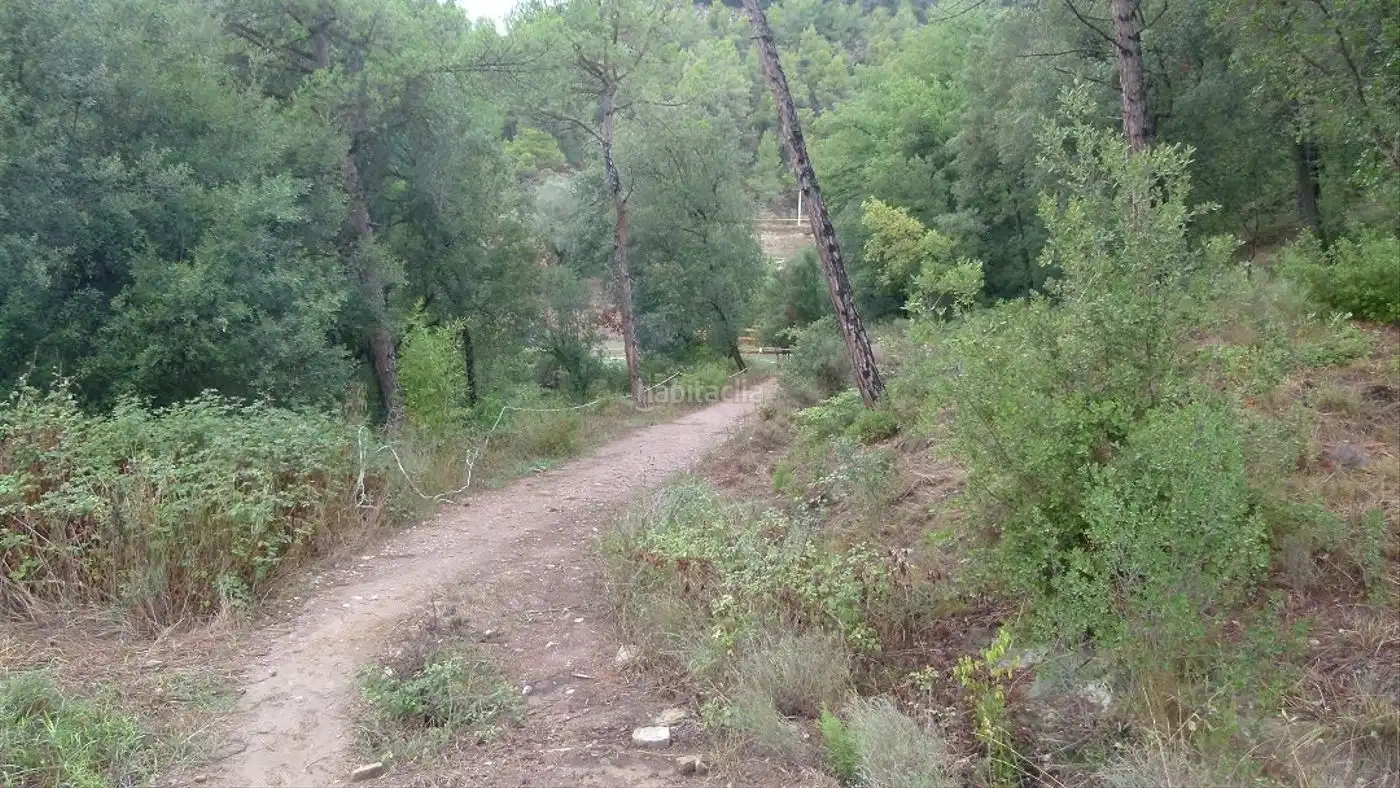 Residential land for sale in Calle Sant Llorençæ’ de Munt 44, imagen 2