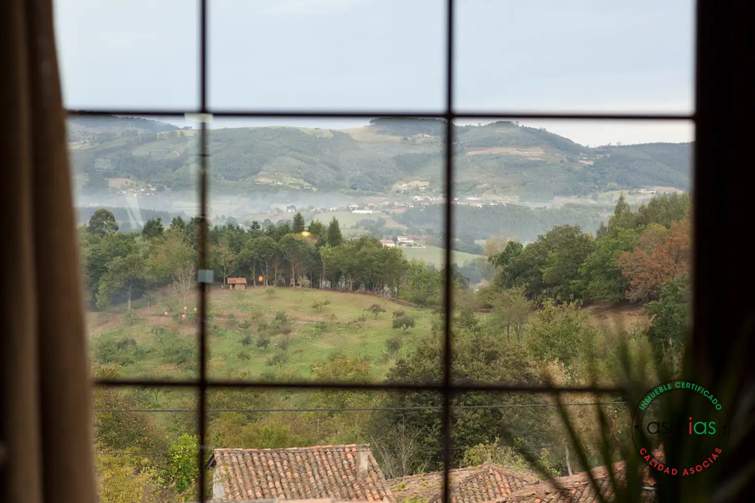 Vista exterior de Casa o xalet en venda en Villaviciosa amb Calefacció i Traster