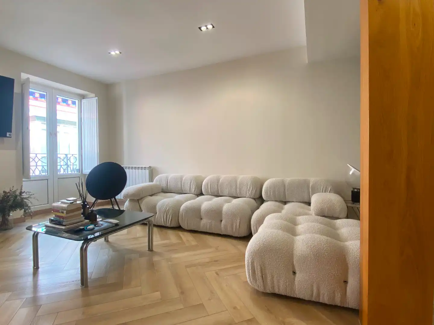 Sala d'estar de Dúplex en venda en Burgos amb Calefacció, Parquet i Traster