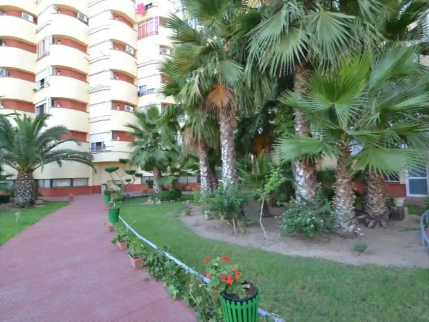 Exterior view of Flat for sale in Vila-seca  with Air Conditioner and Swimming Pool