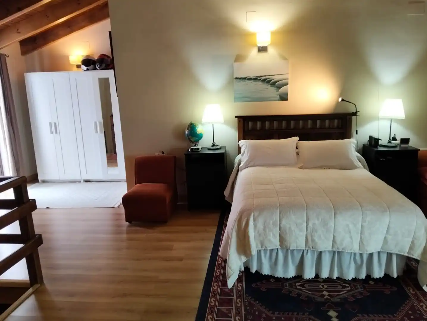 Dormitori de Casa o xalet en venda en Las Navas de la Concepción amb Terrassa i Moblat