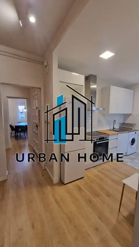 Exterior view of Flat for rent in León Capital   with Heating and Parquet flooring