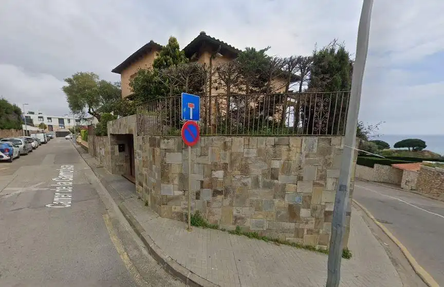 Casa en venta en Calle Calle Maresme Y Garrotxa Sn, imagen 2