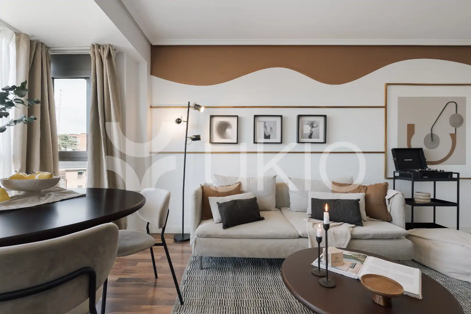 Sala de estar de Apartamento de alquiler en Madrid con Aire acondicionado, Calefacción y Amueblado